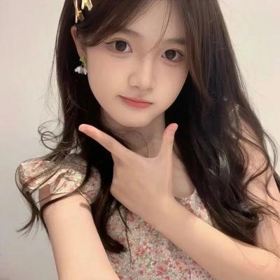 女王旅途 海报